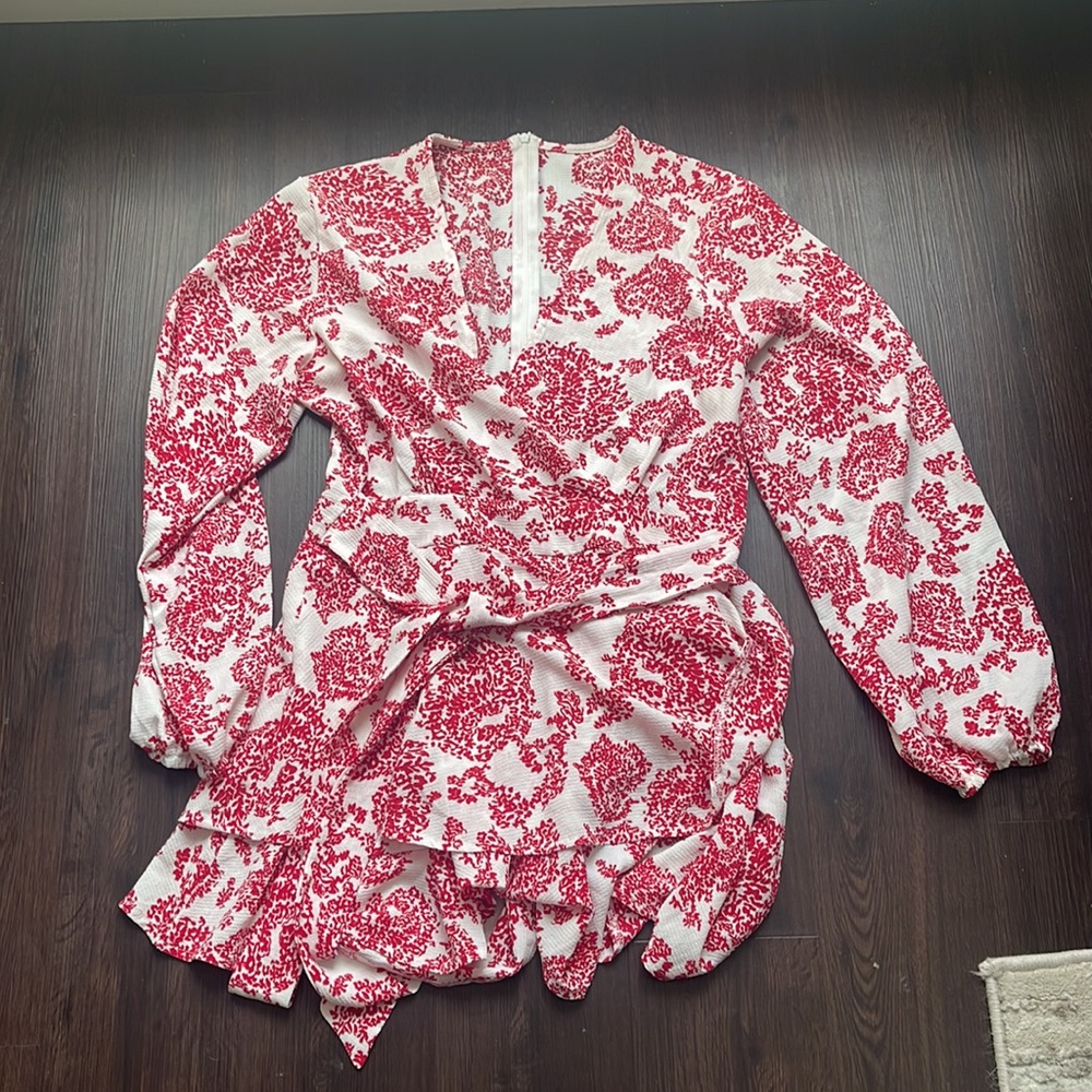 *SOLD* Women's Deep V-Neck Romper with Ruffle Hem - Picture 5 of 9